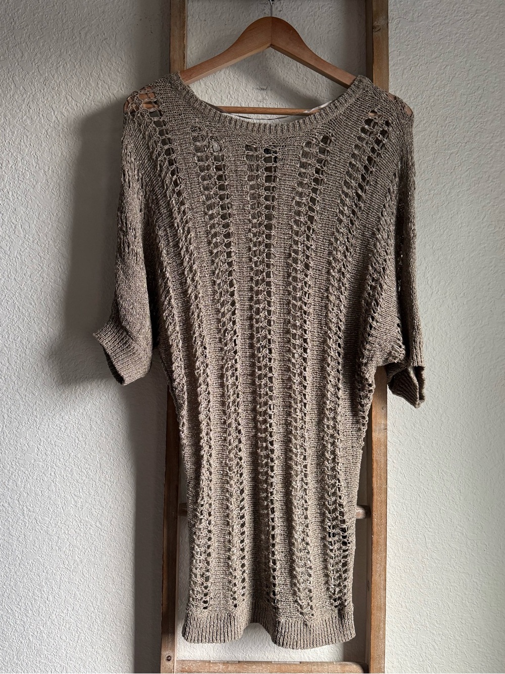 Express Grayish Tan Open Knit Y2K Crocket Dolman Short Sleeve Sweater sz: Small